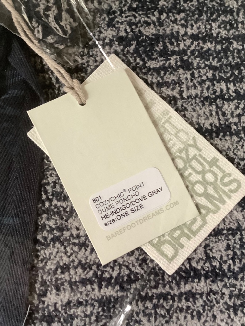 Barefoot Dreams CozyChic Point Dume Poncho Heather Indigo-Dove Gray OS - Picture 13 of 15